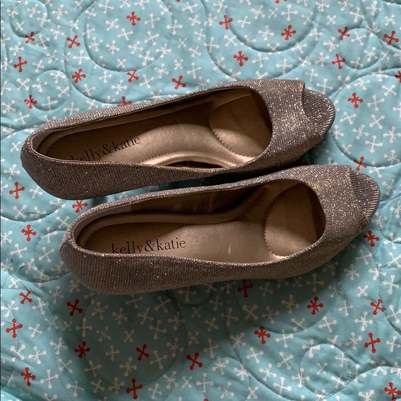 Kelly and Katie heels - Picture 2 of 6